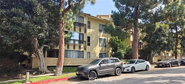 Building Photo - 6225 Canterbury Dr