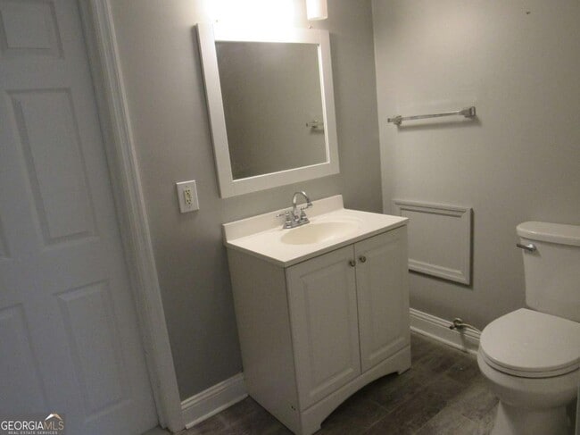 Building Photo - 112 Judy Ave