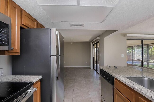 Building Photo - 7538 Mako Dr