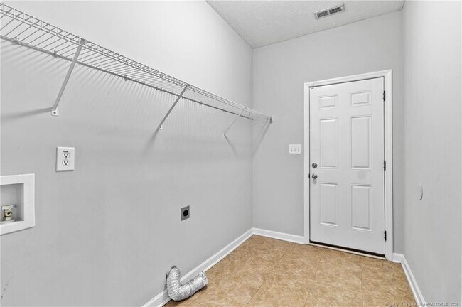 Building Photo - 9032 Grouse Run Ln