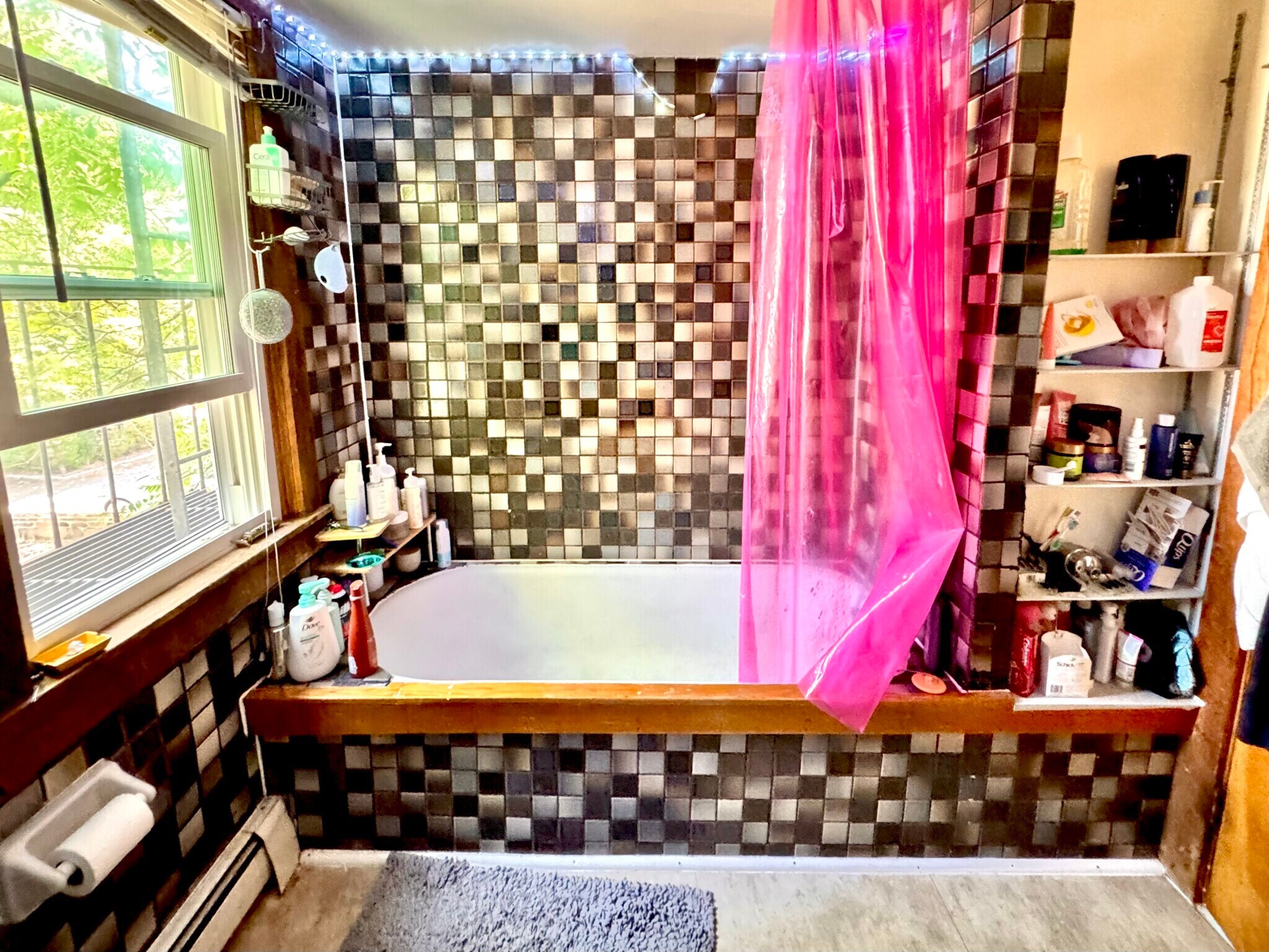 Building Photo - 2 Inman Pl