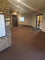 Building Photo - 1026 Castilian Ct