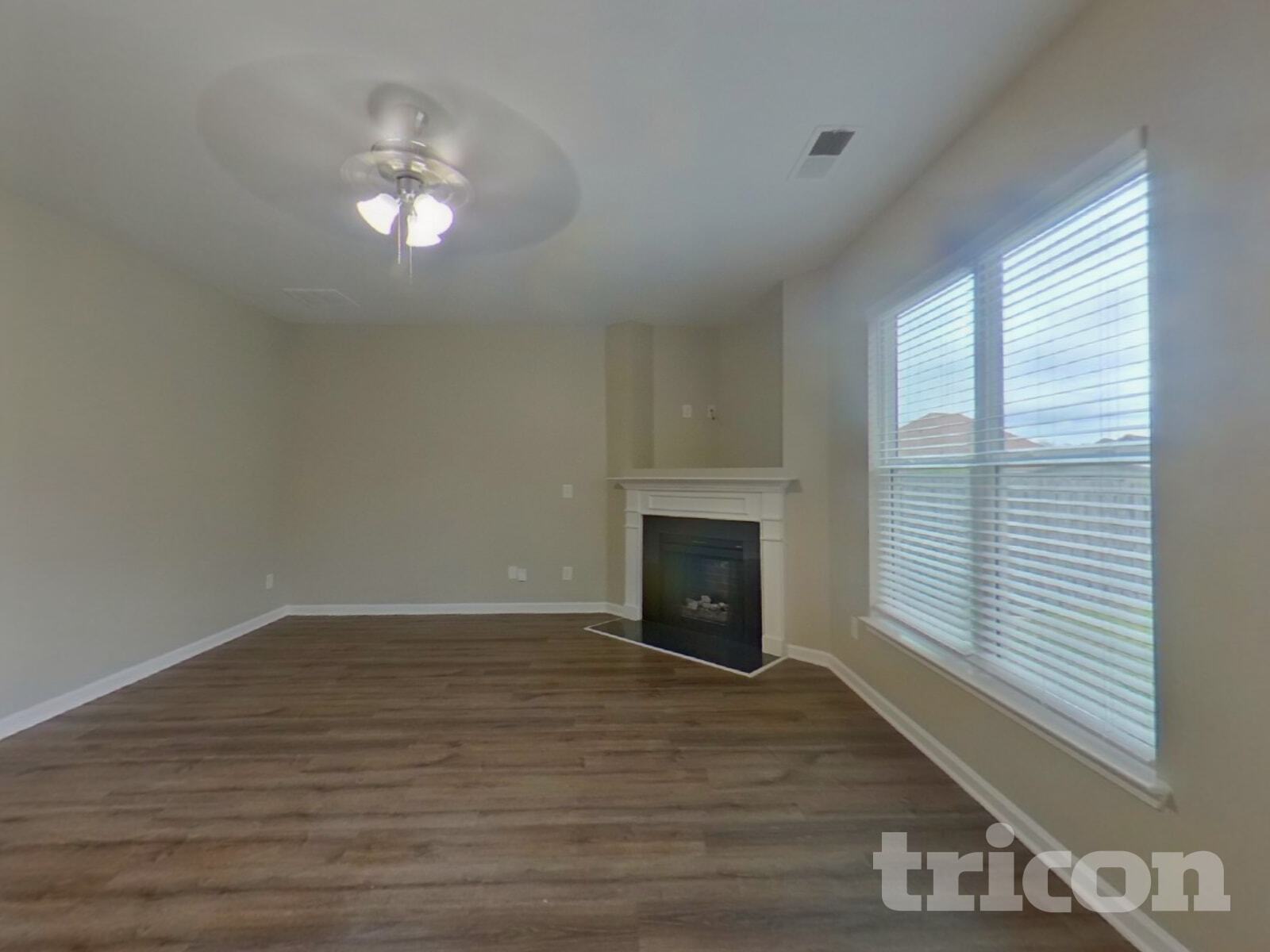 Building Photo - 2752 Huntcliff Dr