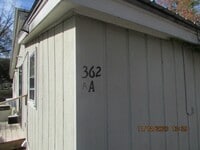 Building Photo - 362 N Magnolia St