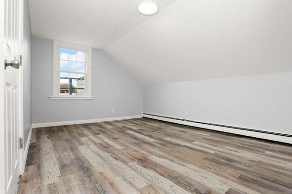 Building Photo - 373 Washington St