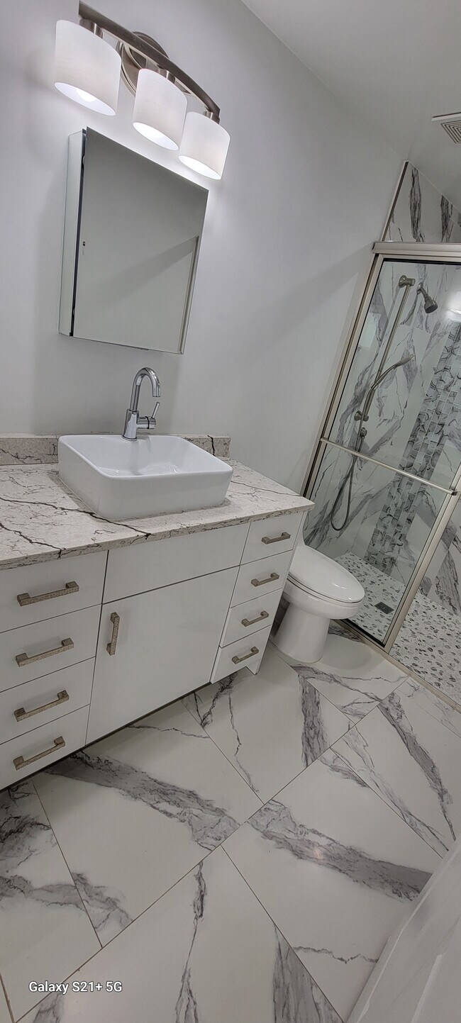 Building Photo - 5200 West Blvd