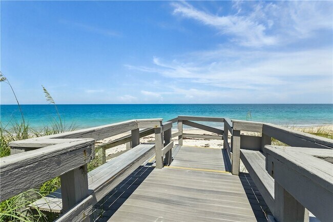 Building Photo - 5670 Jimmy Buffett Mem Hwy