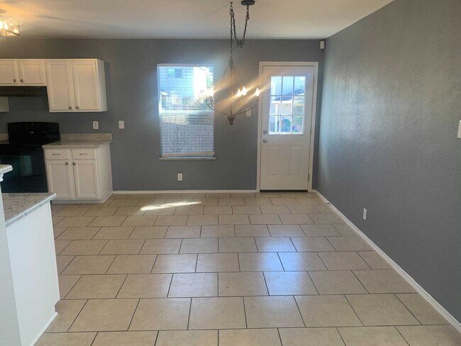 Building Photo - *COMING SOON* Beautiful Corner Lot Home in Desirable Stone Oak!