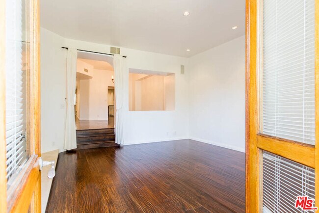 Building Photo - 15500 W Sunset Blvd