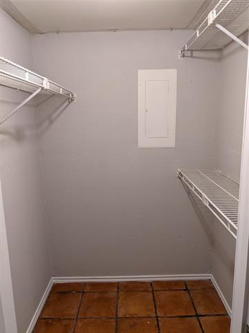 Building Photo - 3101 Sondra Dr