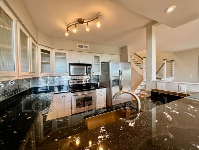 Building Photo - 2431 Stono Watch Dr