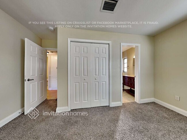 Building Photo - 2213 Brookshire Ave