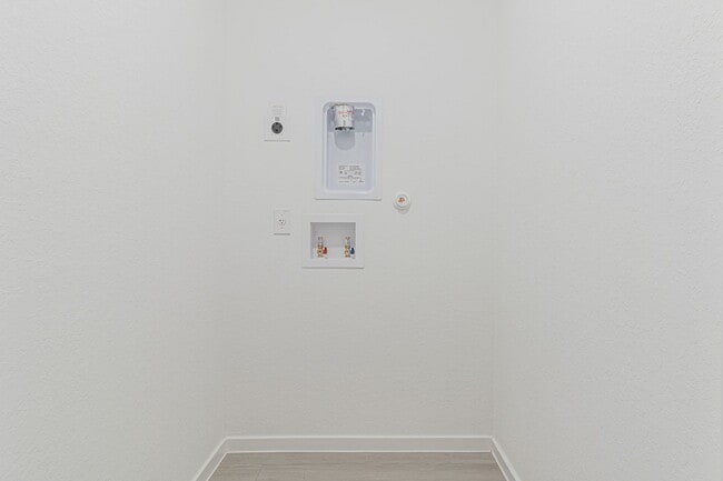 Building Photo - BRAND NEW 4 BD/2 BA Home Located off 211/Potranco RD! Available NOW!