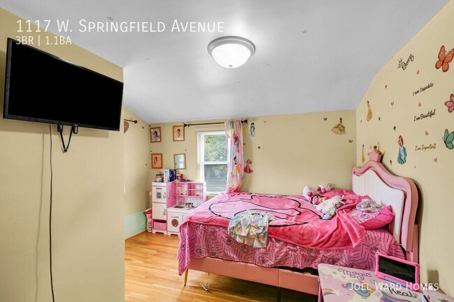 Building Photo - 1117 W Springfield Ave