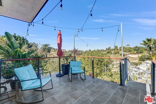 Building Photo - 4255 Raynol St