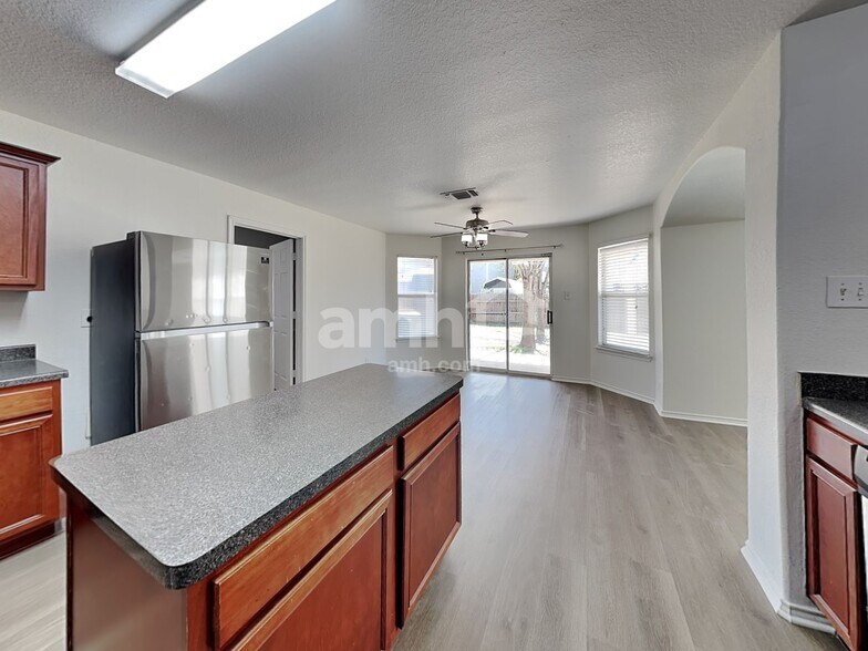 Building Photo - 3312 Whisper Bluff