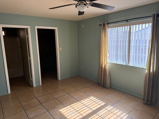 Building Photo - Enjoy this Fully Fenced San Luis Home