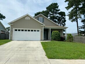 Building Photo - 1004 Foxridge Way