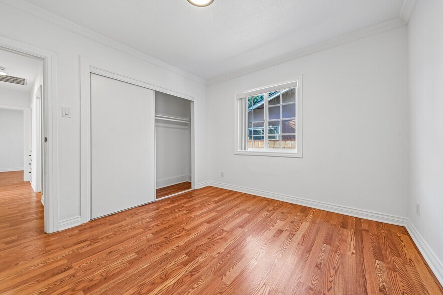 Bedroom 2 downstairs - 6003 N Muscatel Ave