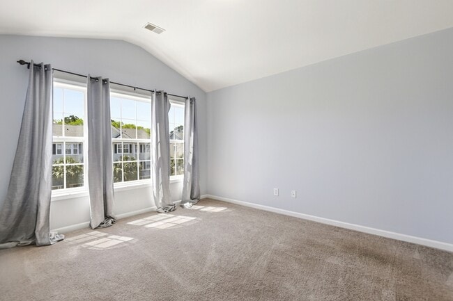 Building Photo - 1406 Hamlin Park Cir