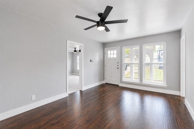 Building Photo - 9706 Cottle Dr