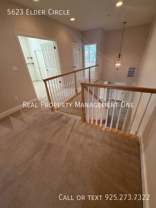 Building Photo - 5623 Elder Cir