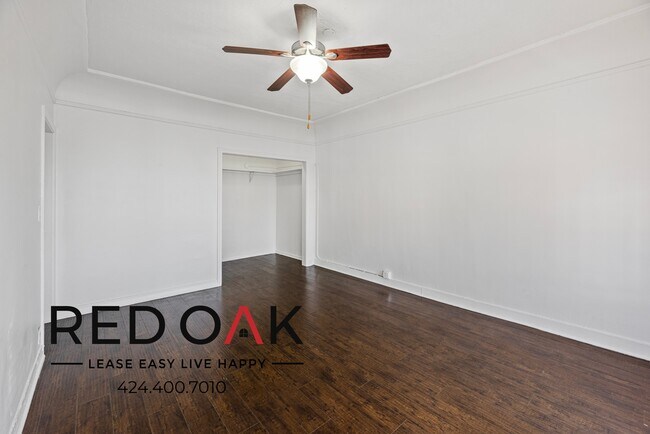 Building Photo - 716 S Berendo St