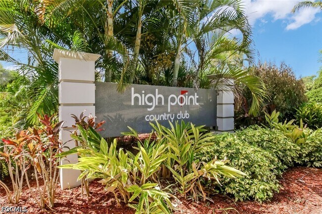 Building Photo - 9 High Point Cir N