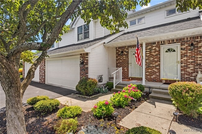 Primary Photo - 5411 Village Station Cir