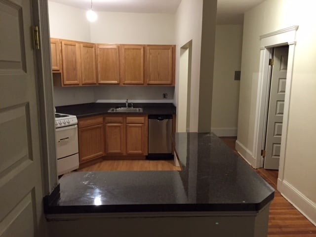 Building Photo - 1563 Beacon St