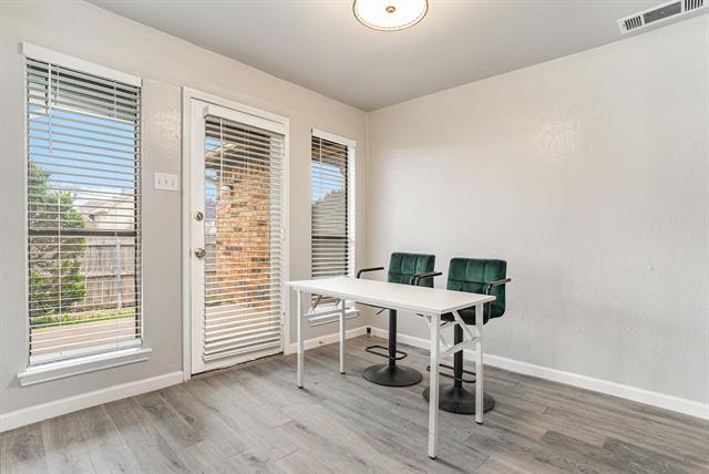 Building Photo - 2201 Jackson Cir