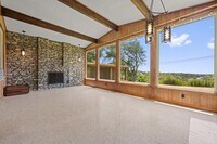 Building Photo - 6501 Mesa Dr