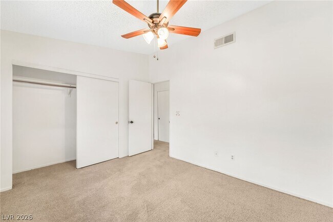 Building Photo - 4656 Bumblebee Cir