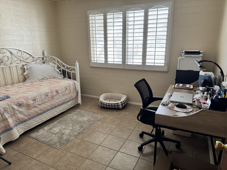 One of two guest rooms - 11402 N 110th Dr