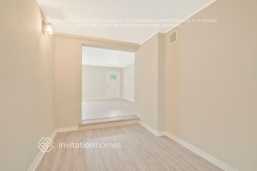 Building Photo - 5254 Shirley Ave