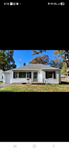 Primary Photo - 3331 Van Fleet Pky