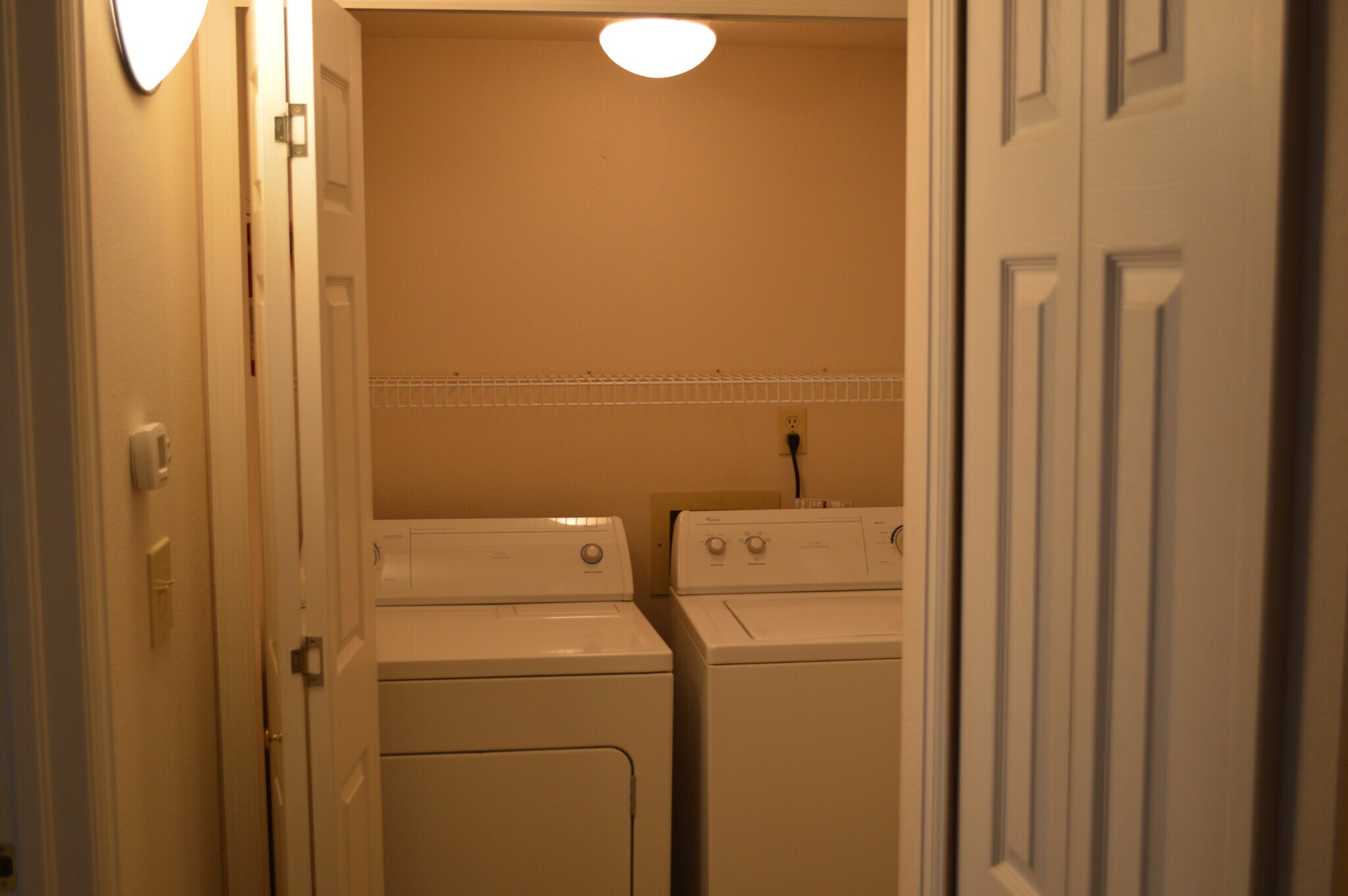 Building Photo - 4678 White Rock Cir
