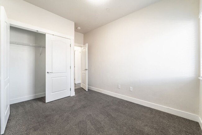 Building Photo - 13528 Venicia Way
