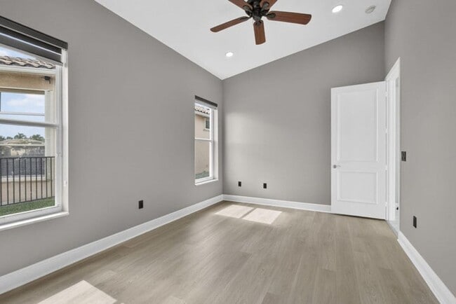 Building Photo - 2162 Stotesbury Way