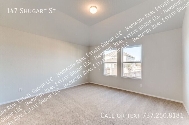 Building Photo - 147 Shugart St