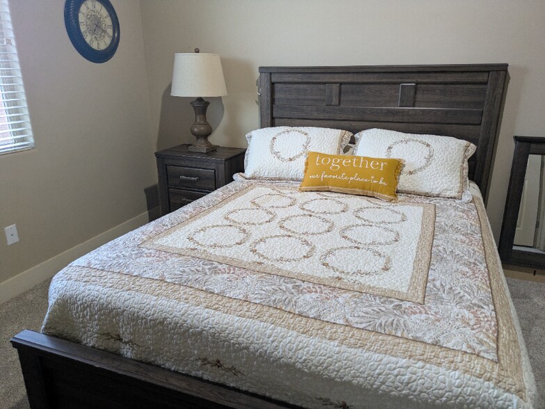 Building Photo - 2713 E 3800 S