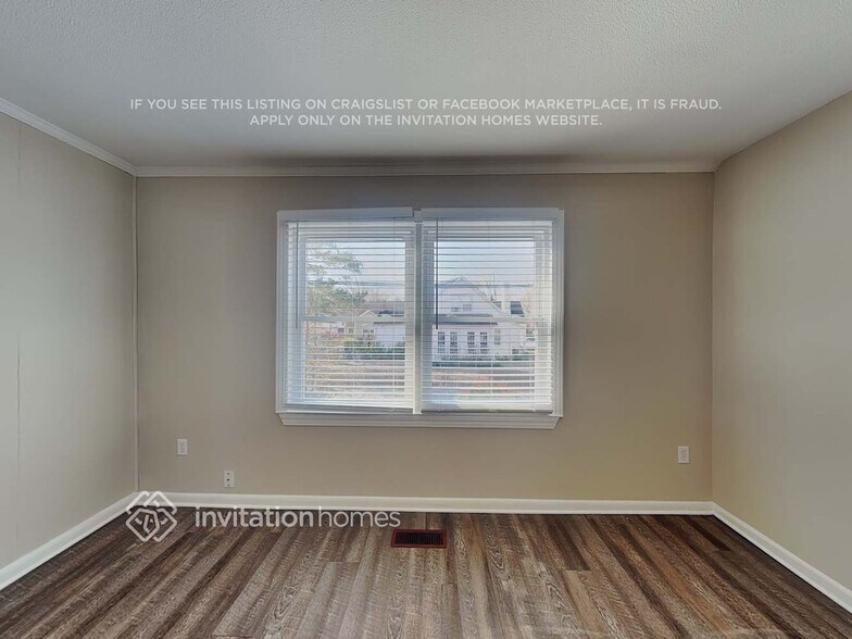 Building Photo - 90 Hillcrest Ave SE