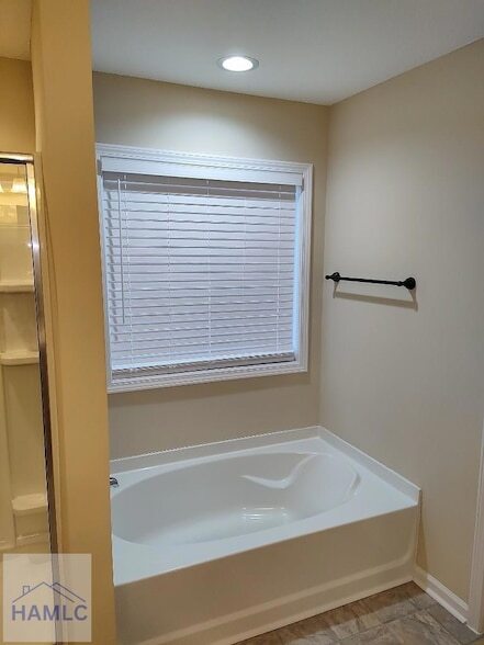 Building Photo - 1598 Longleaf Ct