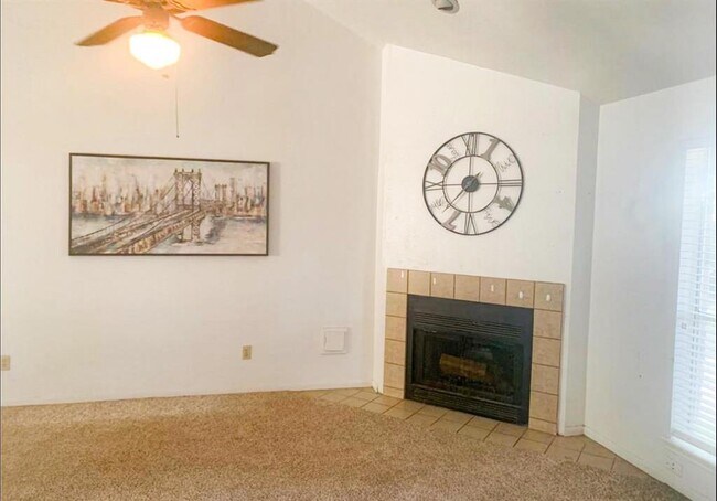 Building Photo - 21634 Park Bend Dr