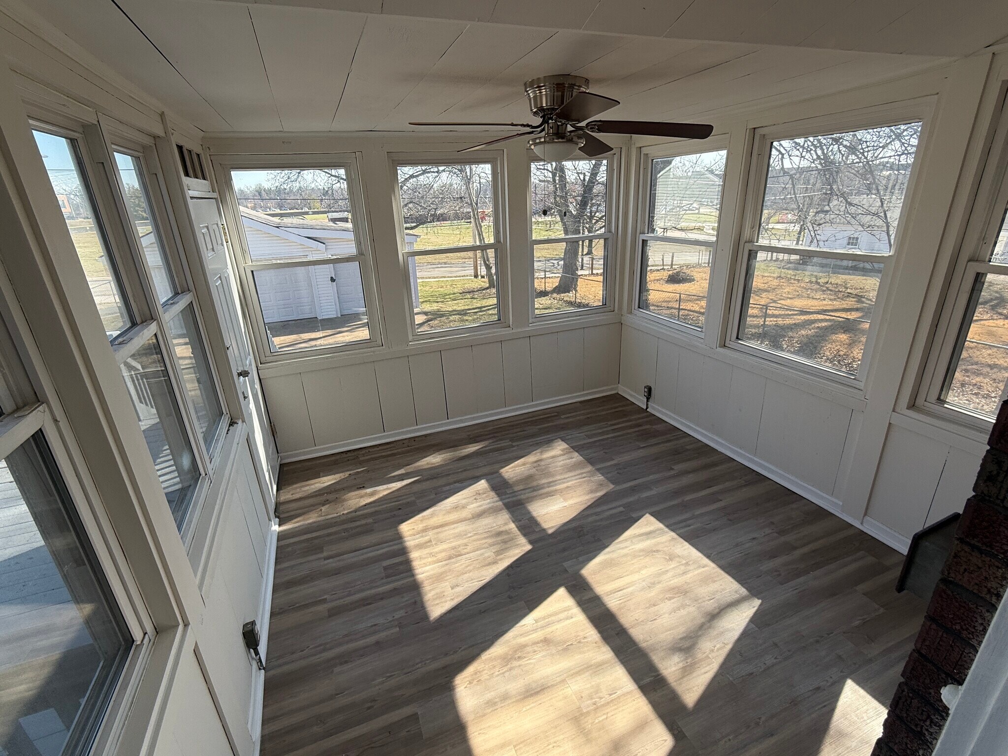 Sun room in back - 3068 Bellerive Dr