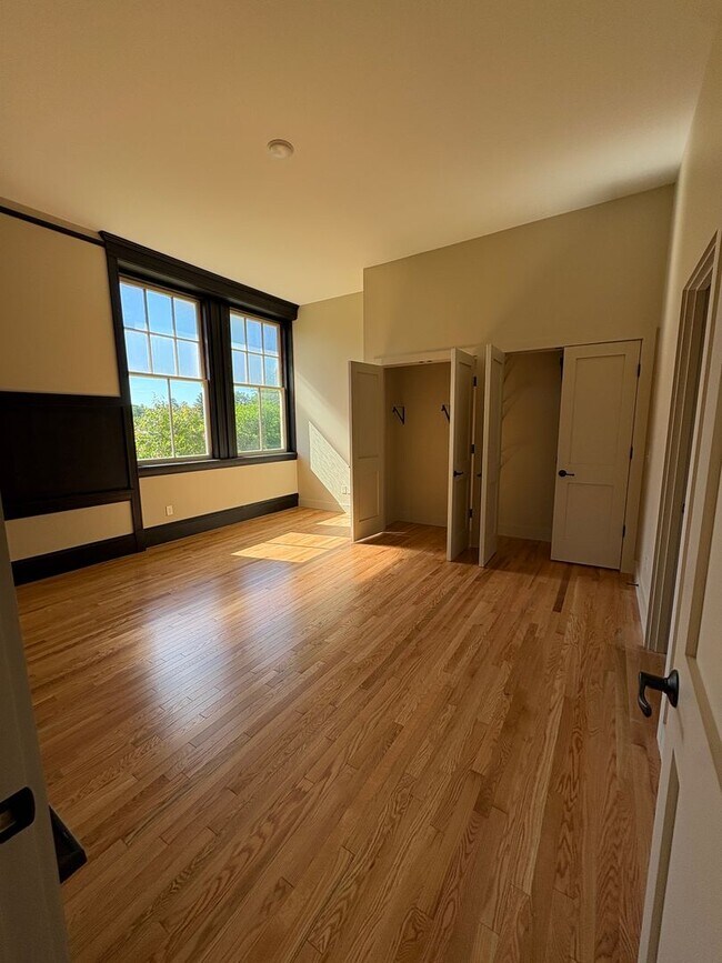 Building Photo - NEW 2BR APARTMENT!