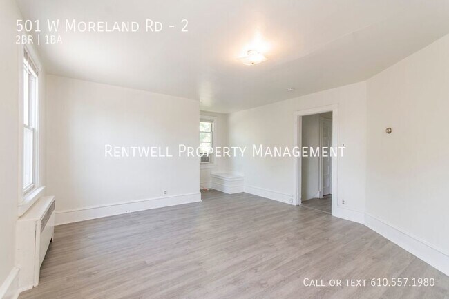 Building Photo - 501 W Moreland Rd