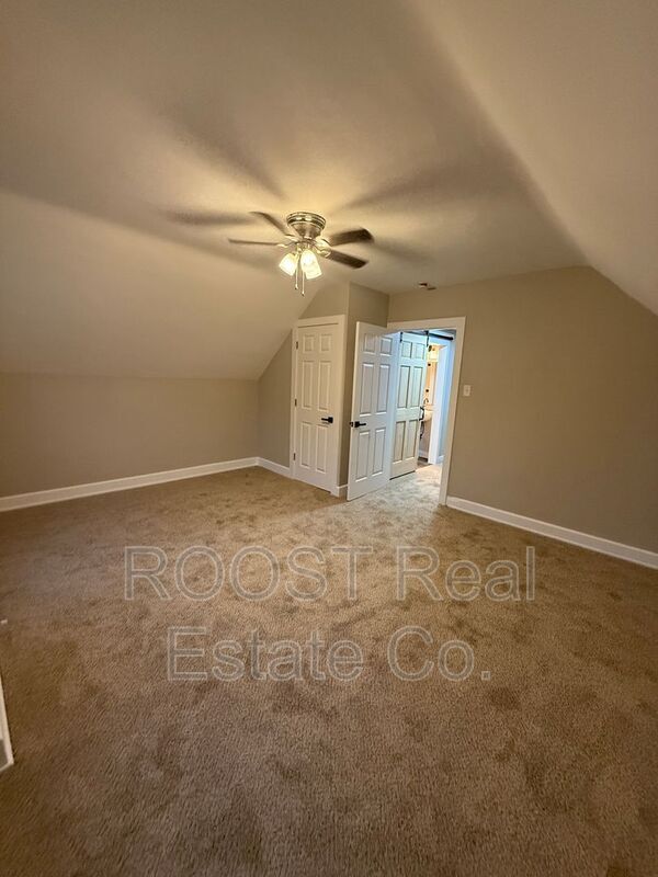 Building Photo - 202 W Ward St