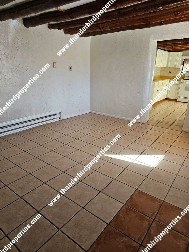 Building Photo - 325 San Andres Ave NW