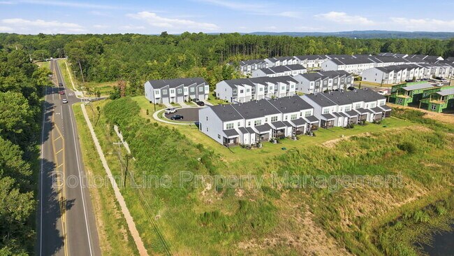 Building Photo - 2000 Titanium Rock Rd